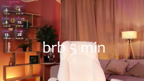 Snapshot of jennyfer_me chatting on September 22, 11:47 am CHRIS online show from September 22, 11:47 am