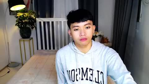 jeppie online show from February 5, 1:36 pm