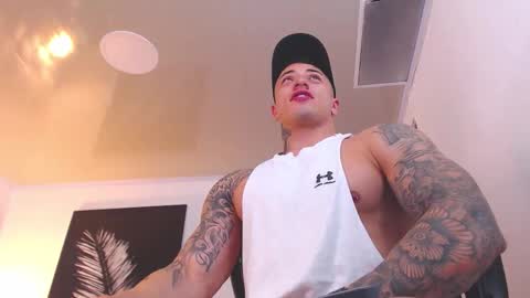 Jeremy lane online show from November 8, 1:19 am