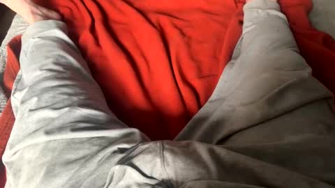 Jeremys room chill and puff one enjoy online show from February 4, 8:28 pm