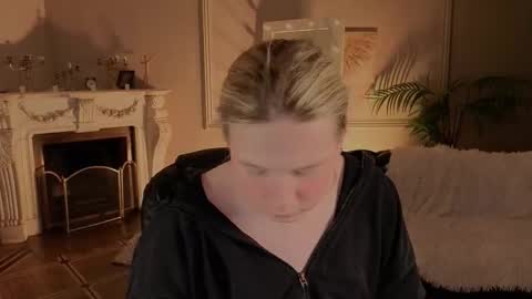 jes_solar online show from January 31, 10:18 pm