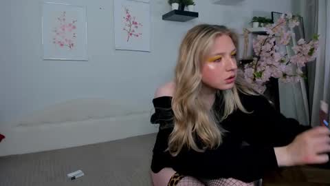 jes_solar online show from September 20, 4:10 pm