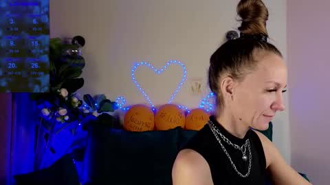 jesica_moon_peachy online show from December 1, 1:58 am