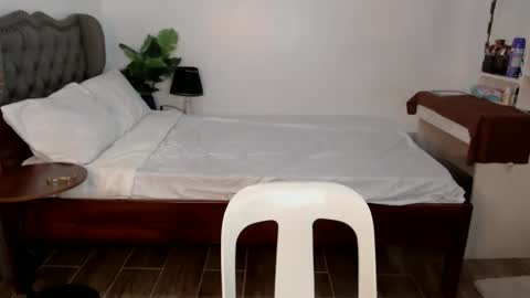 jesie_hot69 online show from December 6, 5:03 am