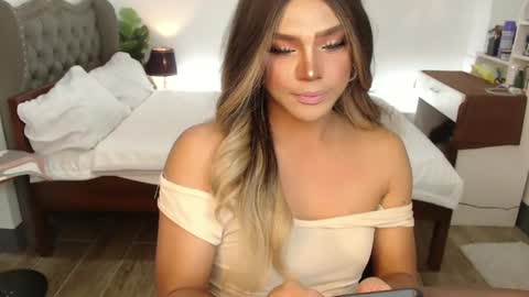 jesie_hot69 online show from February 26, 1:32 pm