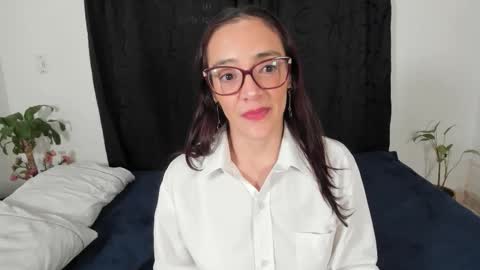 jessica herreraToday I will be your devil and you my victim online show from November 10, 9:50 pm