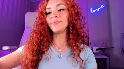 Snapshot of jess69_ chatting on March 6, 12:21 am Jessie online show from March 6, 12:21 am