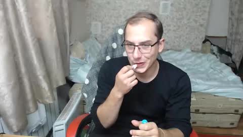 Snapshot of jess_nest chatting on September 29, 2:38 pm Jess online show from September 29, 2:38 pm