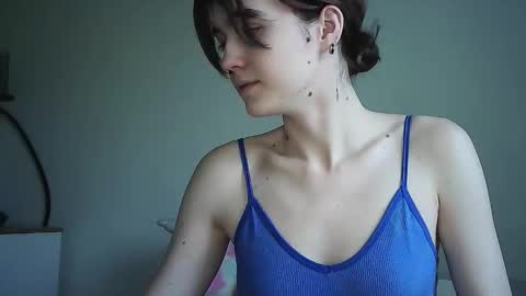 Jessica but u can call me Jessa online show from December 3, 10:05 am