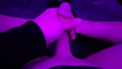 jesseboyy online show from March 3, 4:14 am