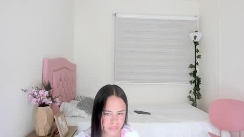 Jess online show from April 4, 1:07 pm