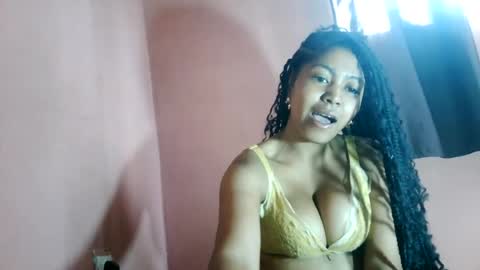 jessiah05 online show from August 5, 6:43 am