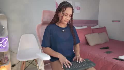 Jessica online show from March 21, 4:22 pm