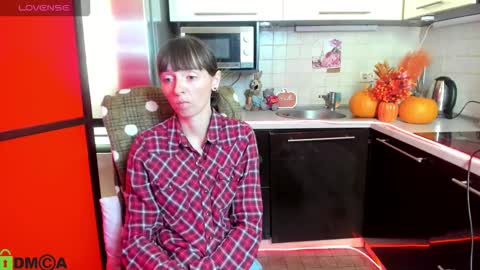 jessicaforris online show from September 25, 7:37 am