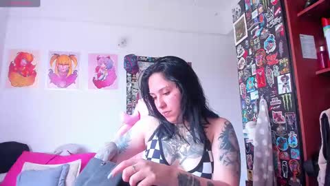 Snapshot of jessie_williams_01 chatting on February 27, 6:42 pm Your Sweet Angel online show from February 27, 6:42 pm