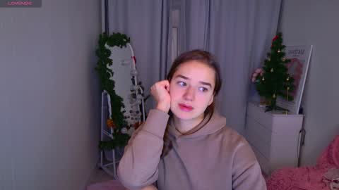 Jessi online show from December 14, 1:39 pm