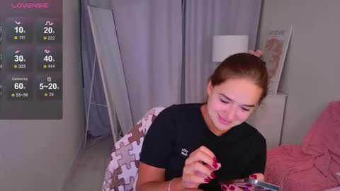 Jessi online show from April 13, 1:48 pm