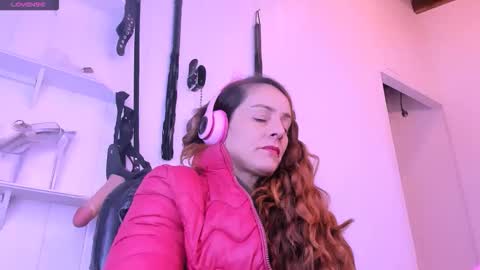 jessiricci online show from May 5, 12:33 pm