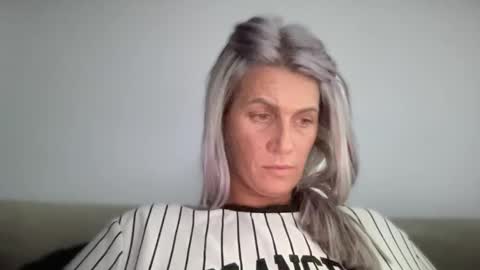 Snapshot of jessye_vega chatting on September 30, 12:15 pm Jessye online show from September 30, 12:15 pm