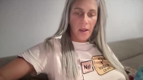 Snapshot of jessye_vega chatting on September 25, 5:20 pm Jessye online show from September 25, 5:20 pm