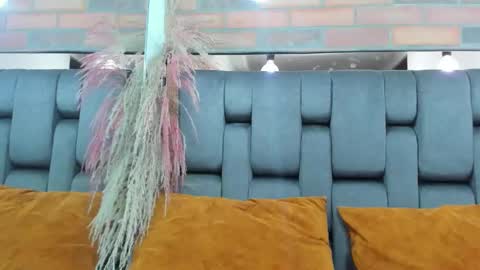 JESSY CORTES online show from April 1, 4:46 am