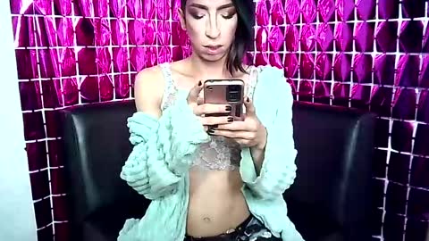 Snapshot of jet_clomet21 chatting on October 6, 2:29 am Ale online show from October 6, 2:29 am