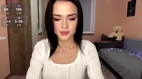 Lea online show from November 22, 4:27 pm