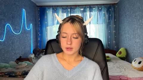 Snapshot of jettafrancis chatting on October 15, 8:26 am Kodi online show from October 15, 8:26 am