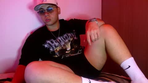 Snapshot of jgansta300 chatting on October 11, 10:24 pm jgansta300 online show from October 11, 10:24 pm