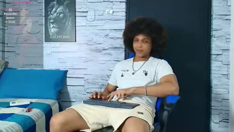 jhay_wheeler777 online show from November 5, 4:47 am