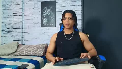 jhay_wheeler777 online show from November 28, 12:01 pm