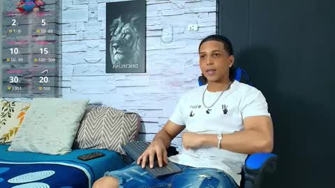 jhay_wheeler777 online show from October 6, 4:19 am