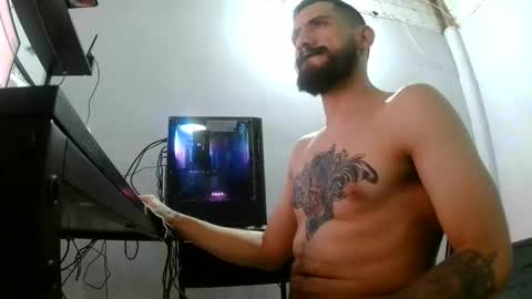 jhonduglas online show from April 1, 4:24 am