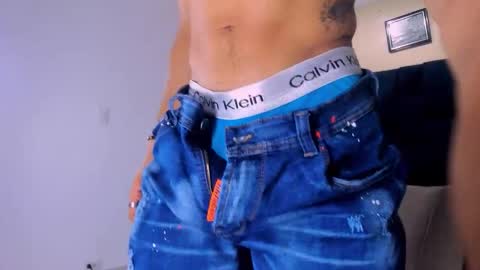 Jhon online show from October 8, 2:30 am