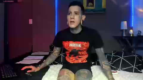 jhonny_ackerman online show from March 18, 1:33 am