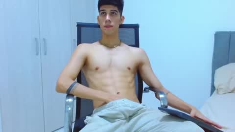 Snapshot of jhony_sex3 chatting on October 9, 6:30 am jhony_sex3 online show from October 9, 6:30 am