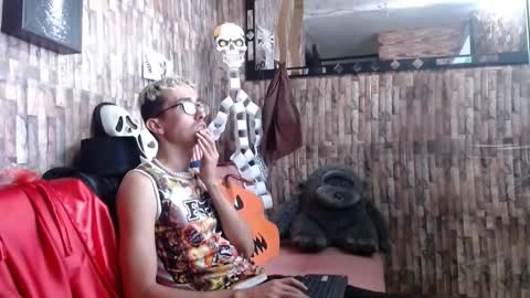 Snapshot of jhosuamoore2 chatting on October 19, 1:10 am jhosuamoore2 online show from October 19, 1:10 am