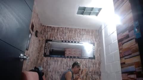 Snapshot of jhosuamoore2 chatting on October 5, 10:28 pm jhosuamoore2 online show from October 5, 10:28 pm