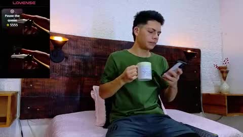Snapshot of jhosuavega chatting on October 7, 7:10 pm jhosuavega online show from October 7, 7:10 pm