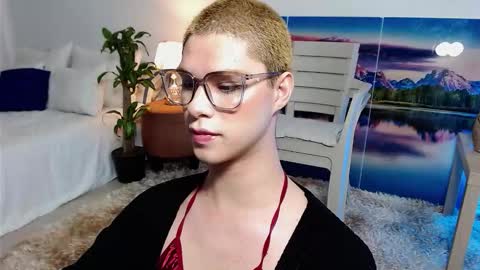 Snapshot of jhuan_cute chatting on September 30, 10:59 am Jhuan Nhez online show from September 30, 10:59 am