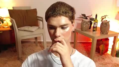 Jhuan Nhez online show from November 5, 8:16 am