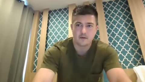 jhwozy online show from January 25, 8:00 am