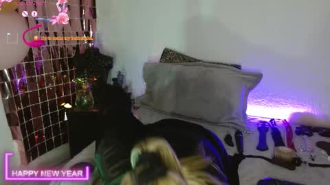 jianilnescoth online show from January 10, 10:32 am