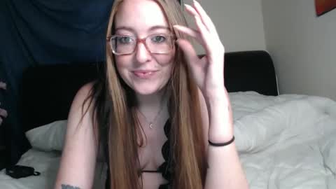 jilliangiselle online show from January 14, 4:36 am