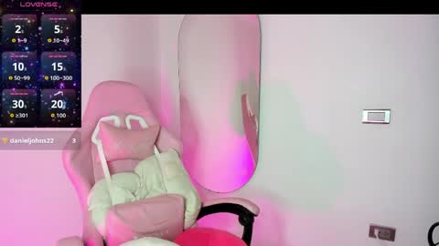 jimenna online show from March 30, 8:03 am