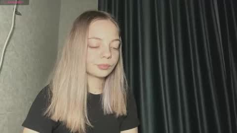 Steff online show from November 25, 6:39 pm