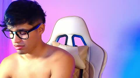 Jimmy Leeh online show from April 4, 4:41 am