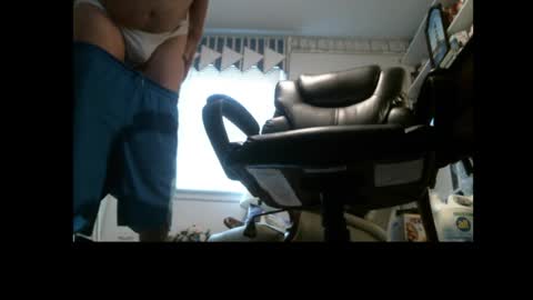 Snapshot of jimsundies chatting on February 8, 3:31 pm jimwellhung online show from February 8, 3:31 pm
