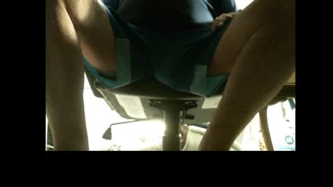 Snapshot of jimsundies chatting on February 10, 4:08 am jimwellhung online show from February 10, 4:08 am