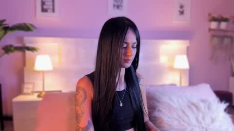 Jinx  online show from February 25, 8:34 pm